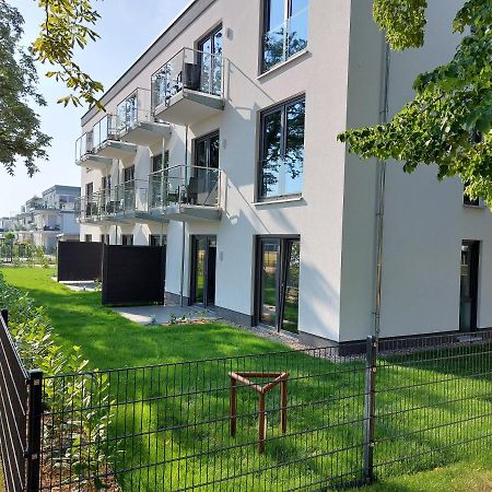 Sporthotel Neuruppin - Apartmenthaus Mit Ferienwohnungen Exterior foto